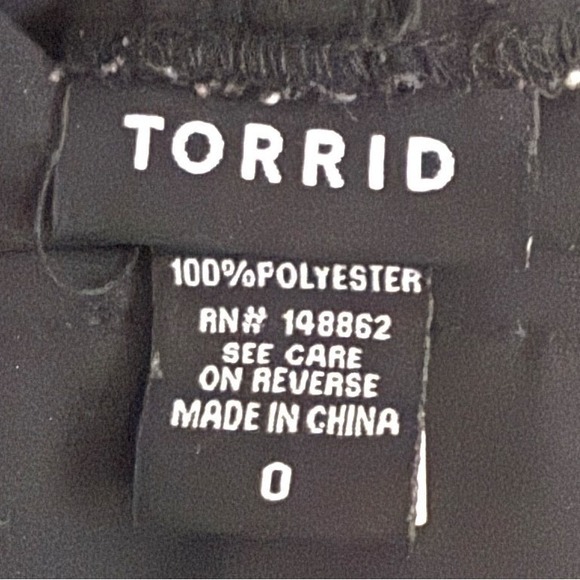 TORRID Black Lattice Neck Short Sleeve Sheer Blouse Plus Size‎ 0 - Picture 5 of 11